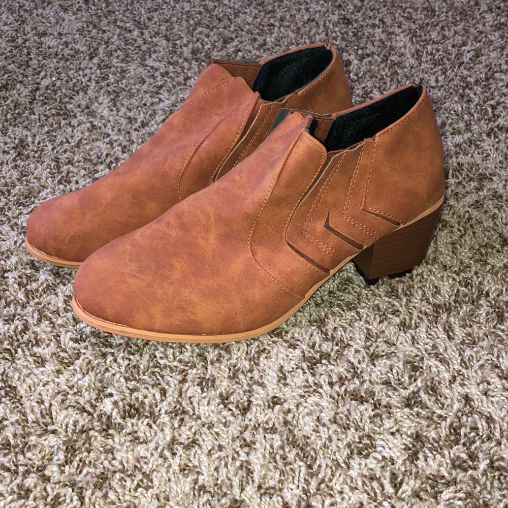 Ankle boots